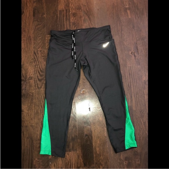 Nike Dri Fit Leggings - Picture 1 of 3